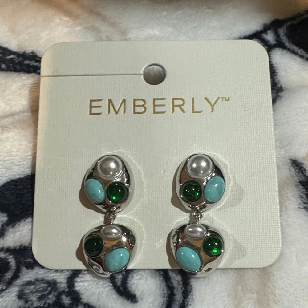 NWT Emberly Silver, Blue, White and Green Earrings - Picture 3 of 4